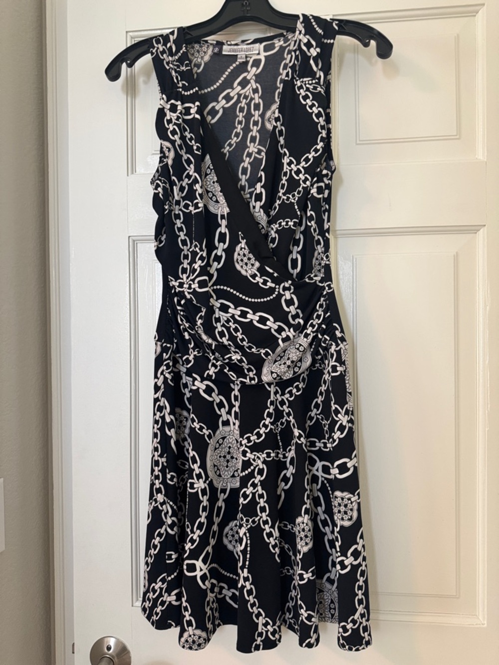 Jennifer Lopez Black and White Chain-Print Sleeveless Midi Dress